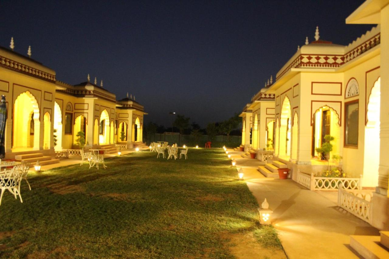 The Grand Barso Hotel Bharatpur Exterior photo