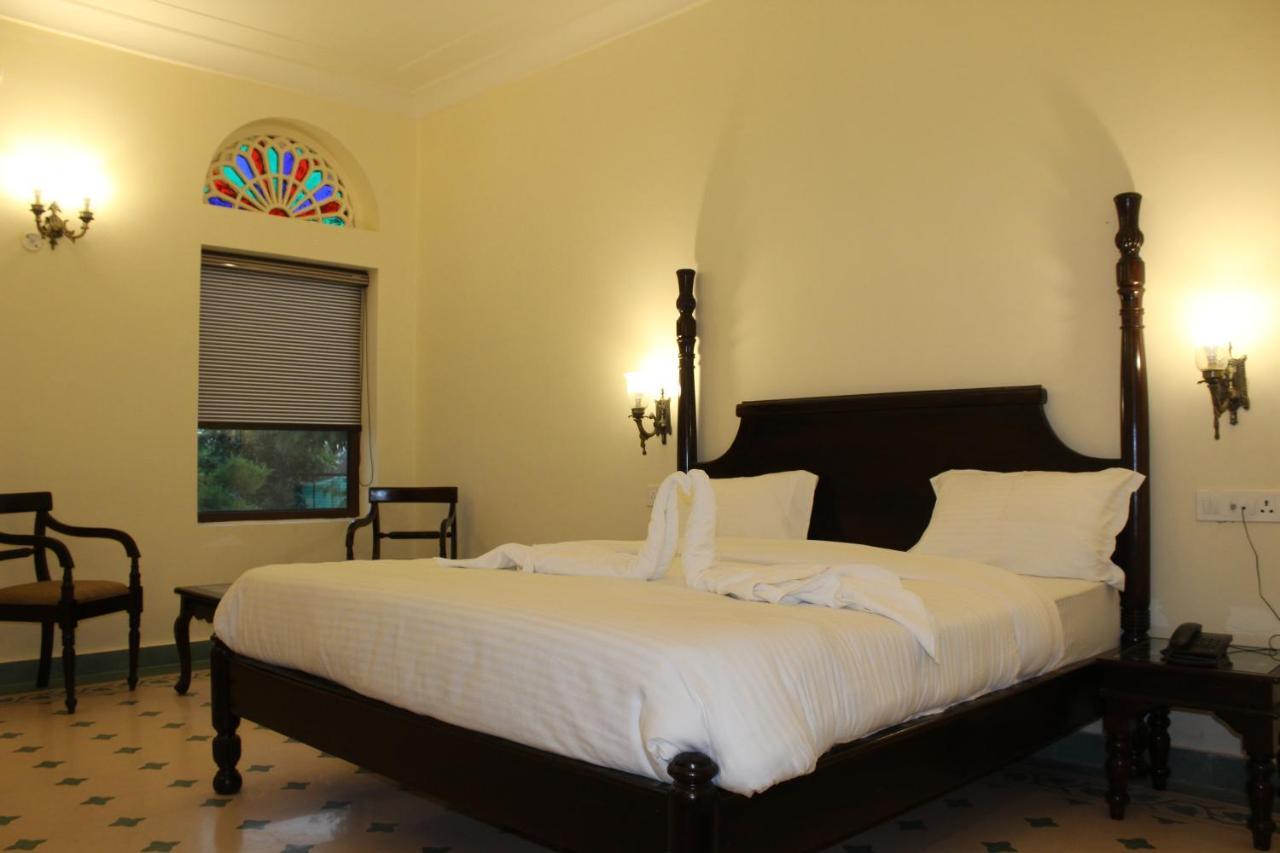 The Grand Barso Hotel Bharatpur Exterior photo