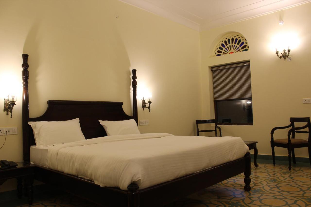 The Grand Barso Hotel Bharatpur Exterior photo