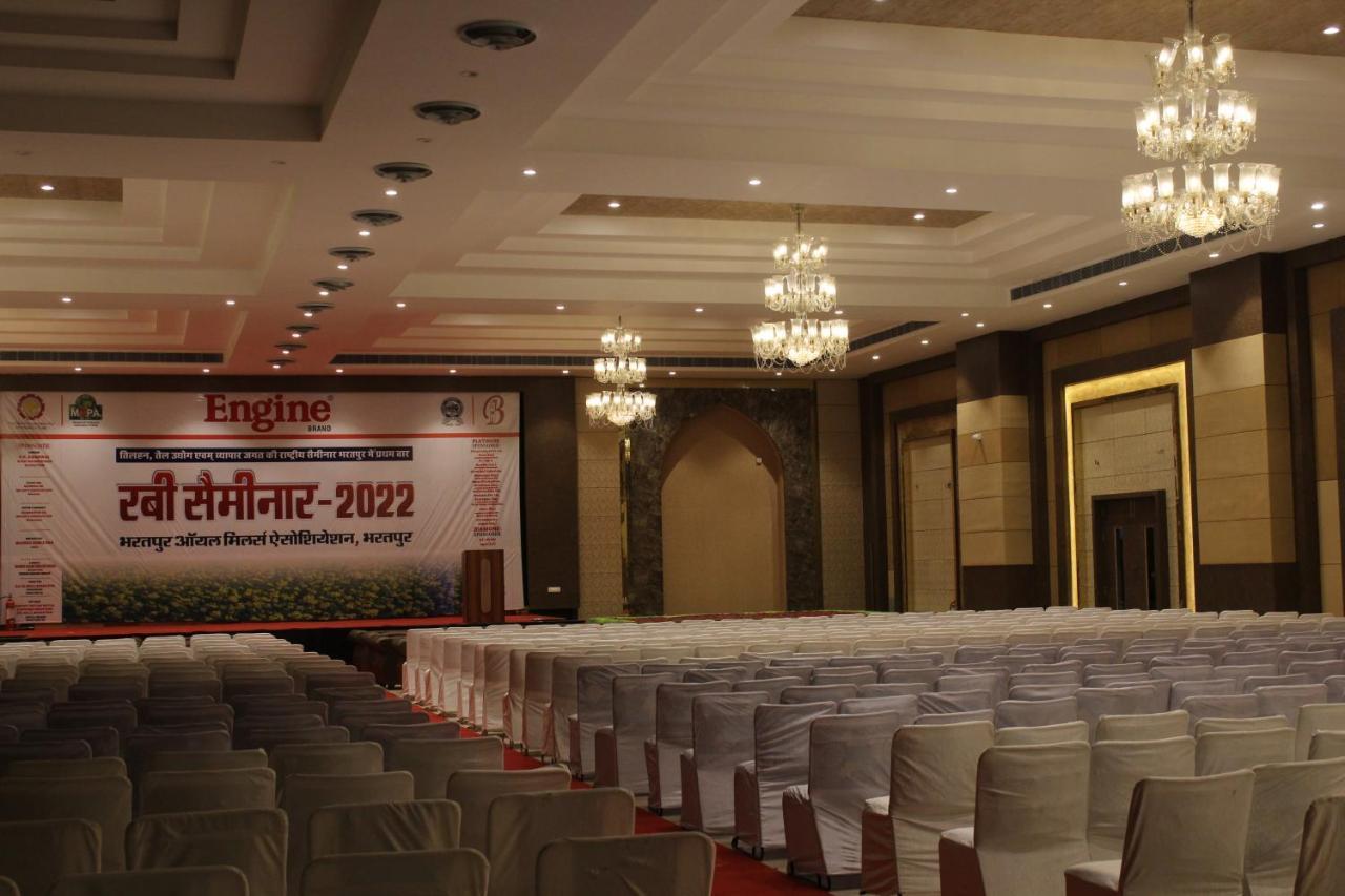 The Grand Barso Hotel Bharatpur Exterior photo