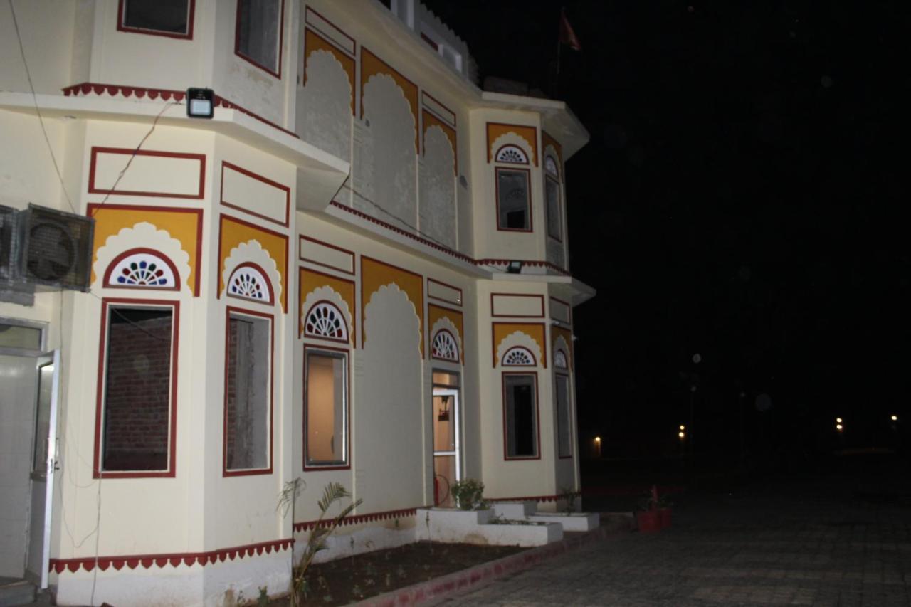 The Grand Barso Hotel Bharatpur Exterior photo