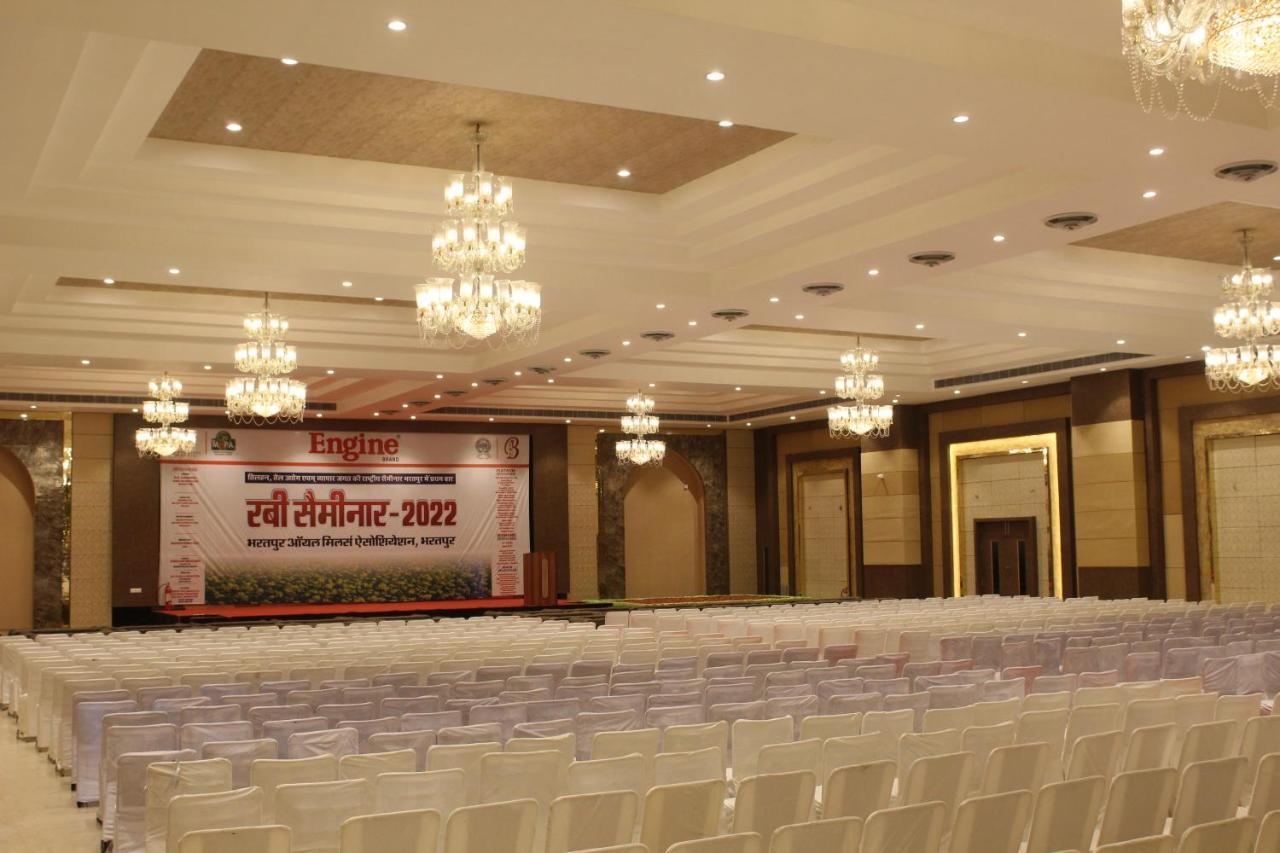 The Grand Barso Hotel Bharatpur Exterior photo