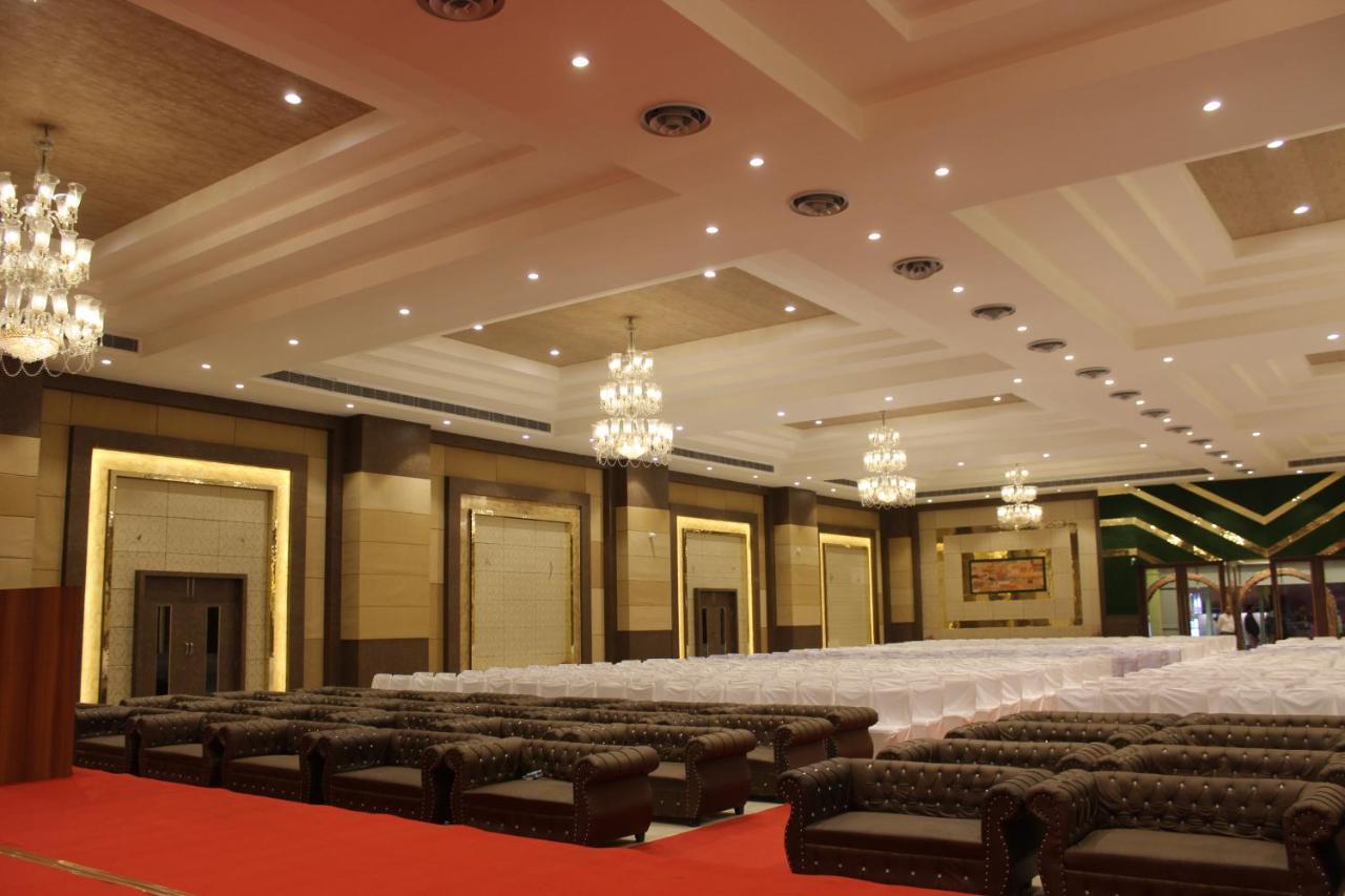 The Grand Barso Hotel Bharatpur Exterior photo