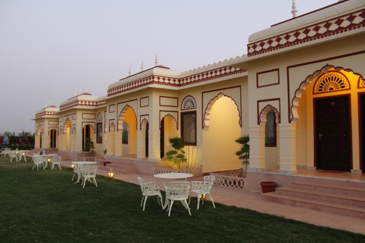The Grand Barso Hotel Bharatpur Exterior photo