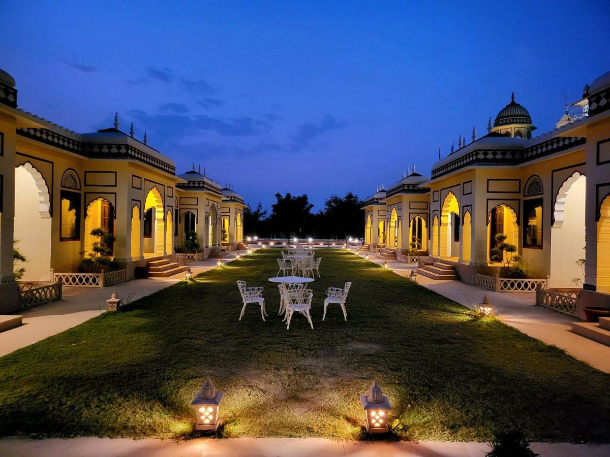 The Grand Barso Hotel Bharatpur Exterior photo